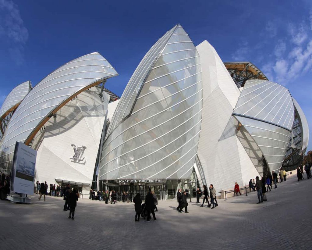 Louis Vuitton Foundation - Arquitetura Desconstrutivista